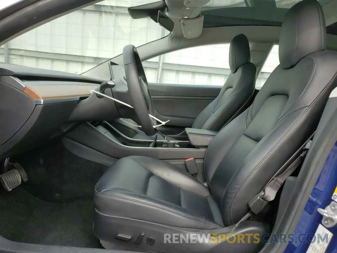 7 Photograph of a damaged car 5YJ3E1EA4LF645858 TESLA MODEL 3 2020