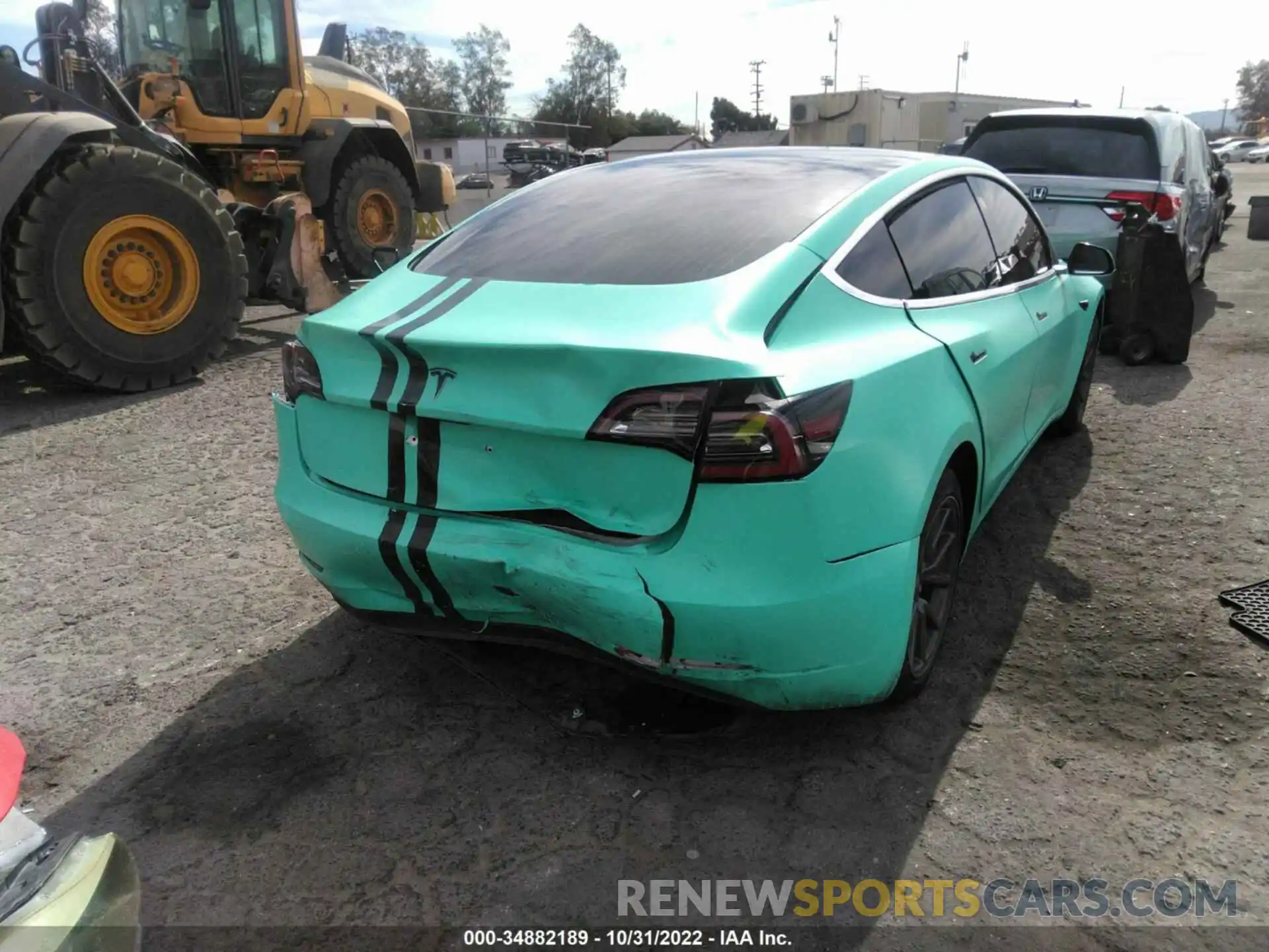 6 Photograph of a damaged car 5YJ3E1EA4LF717917 TESLA MODEL 3 2020