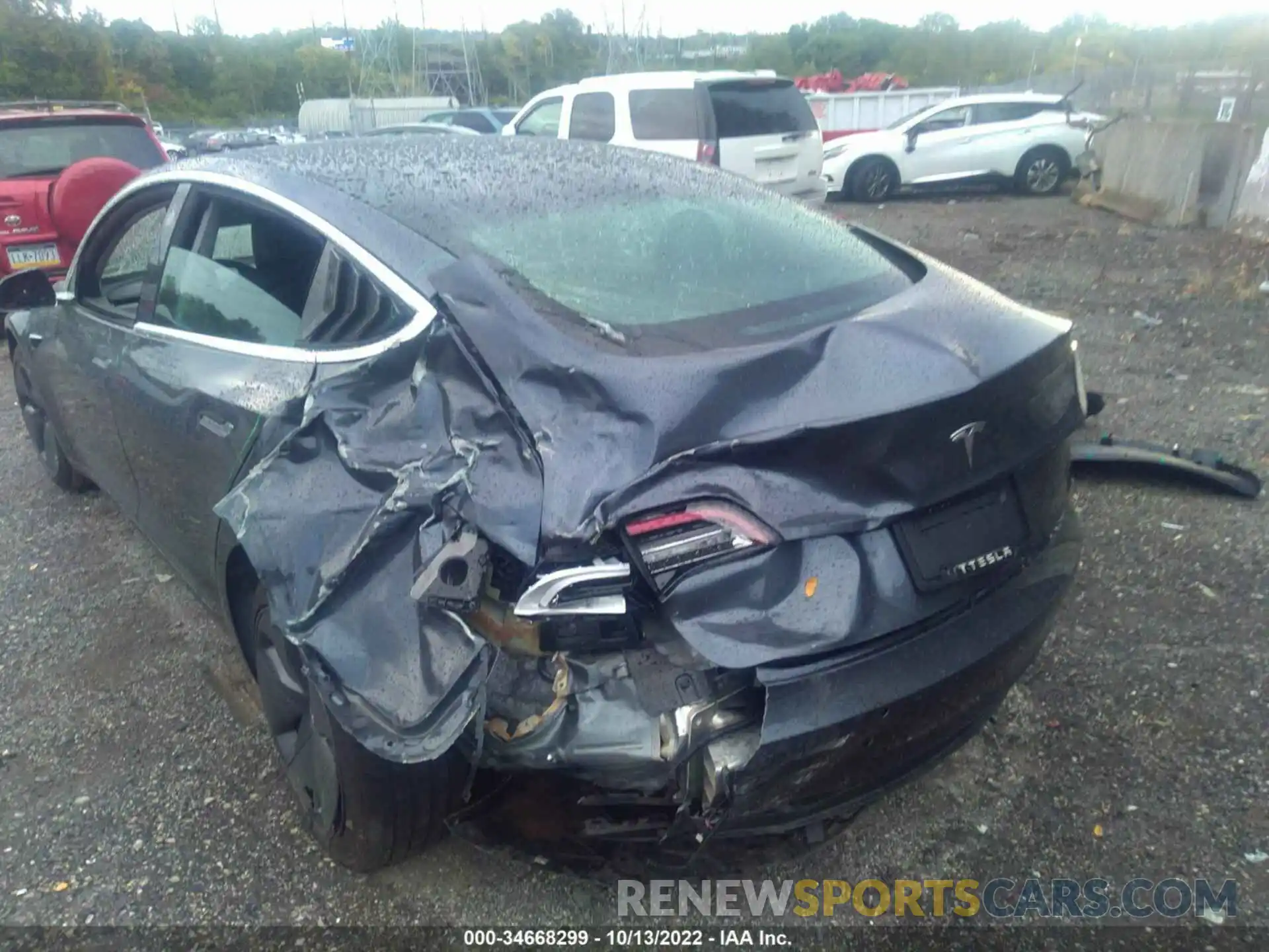 6 Photograph of a damaged car 5YJ3E1EA4LF739531 TESLA MODEL 3 2020