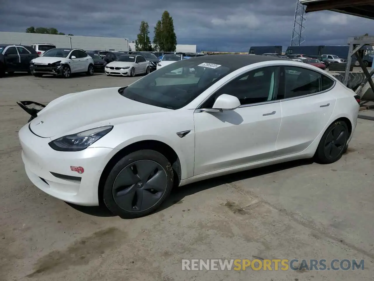 1 Photograph of a damaged car 5YJ3E1EA4LF740159 TESLA MODEL 3 2020