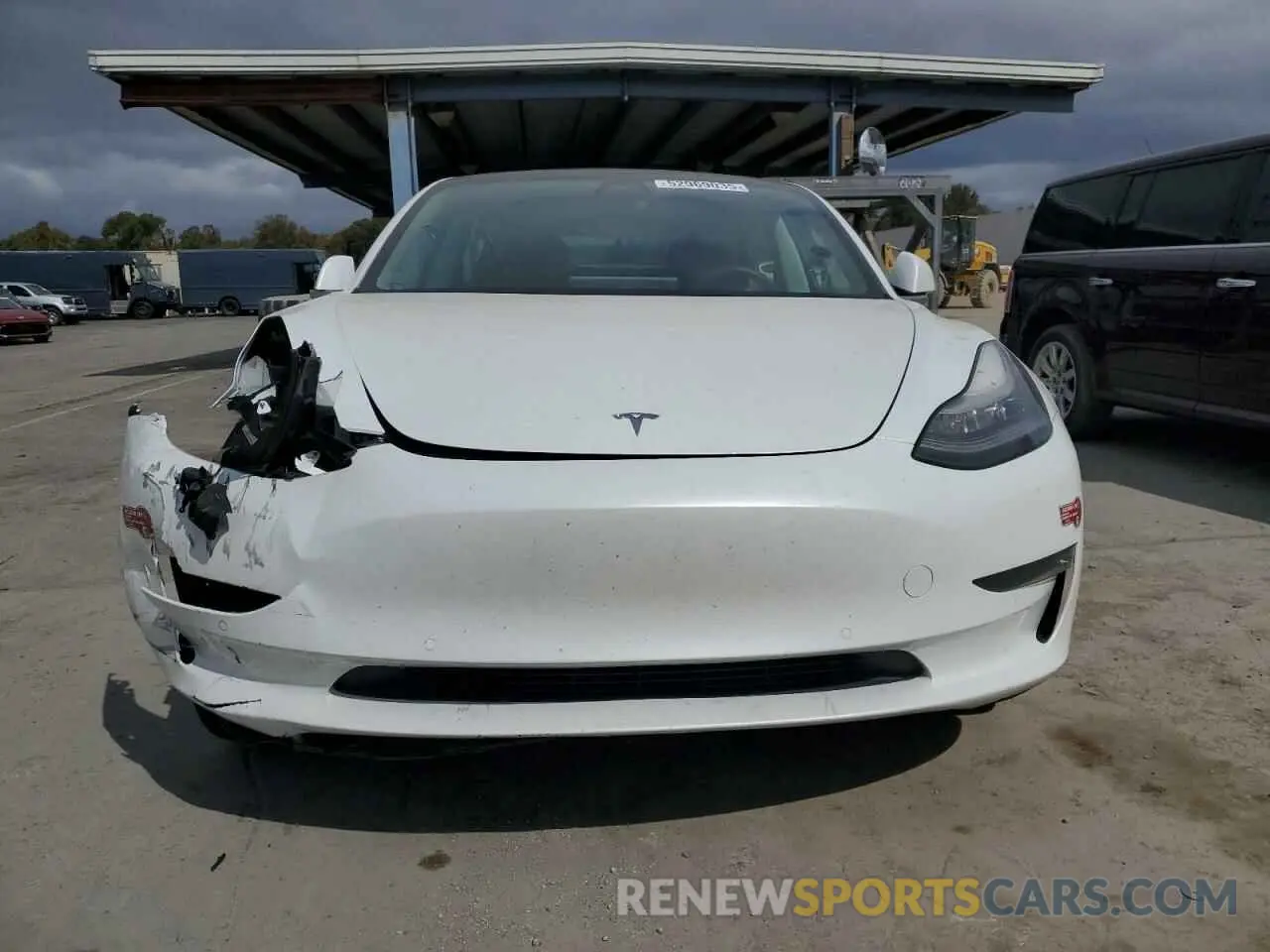 5 Photograph of a damaged car 5YJ3E1EA4LF740159 TESLA MODEL 3 2020