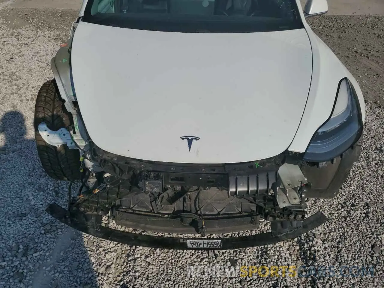 11 Photograph of a damaged car 5YJ3E1EA4LF740341 TESLA MODEL 3 2020