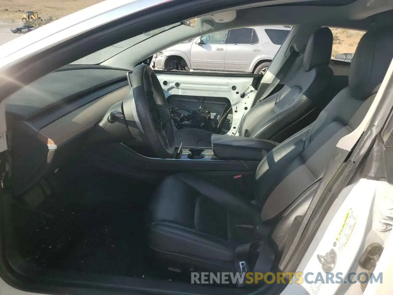 7 Photograph of a damaged car 5YJ3E1EA4LF740341 TESLA MODEL 3 2020