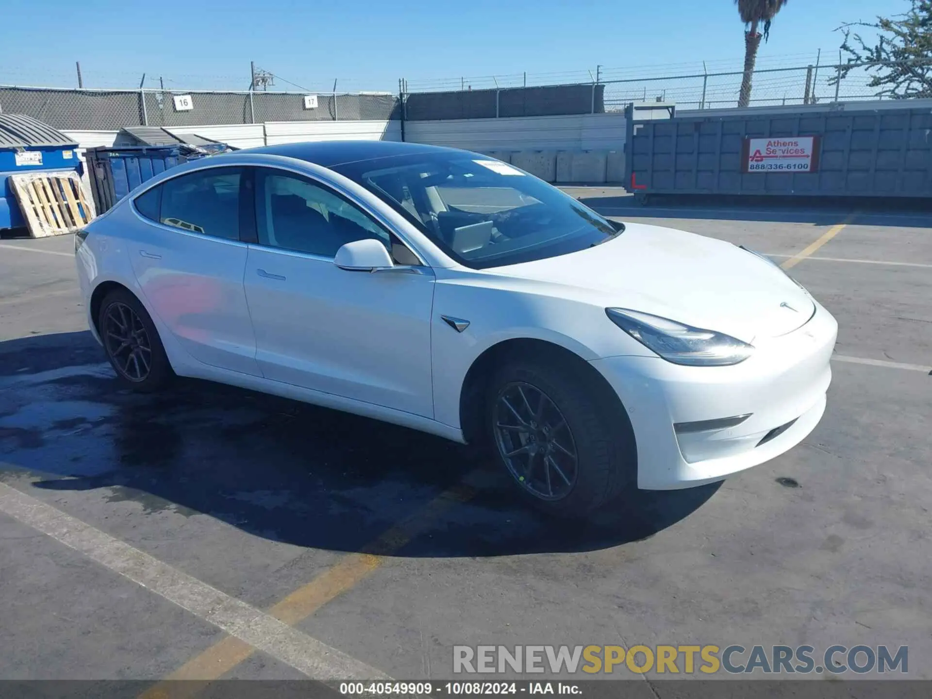 1 Photograph of a damaged car 5YJ3E1EA4LF745071 TESLA MODEL 3 2020