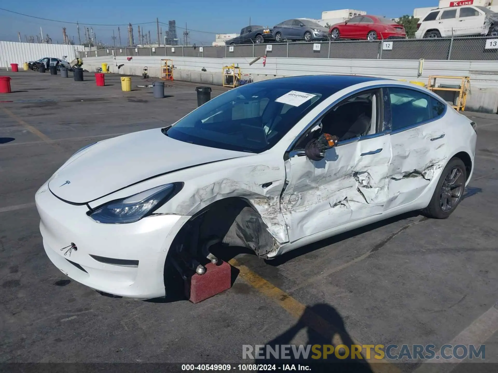 6 Photograph of a damaged car 5YJ3E1EA4LF745071 TESLA MODEL 3 2020