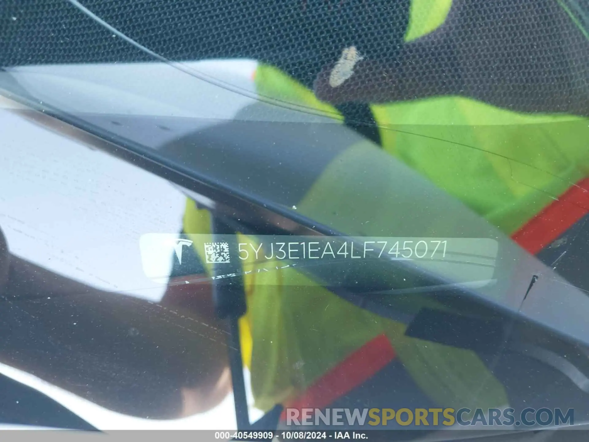 9 Photograph of a damaged car 5YJ3E1EA4LF745071 TESLA MODEL 3 2020