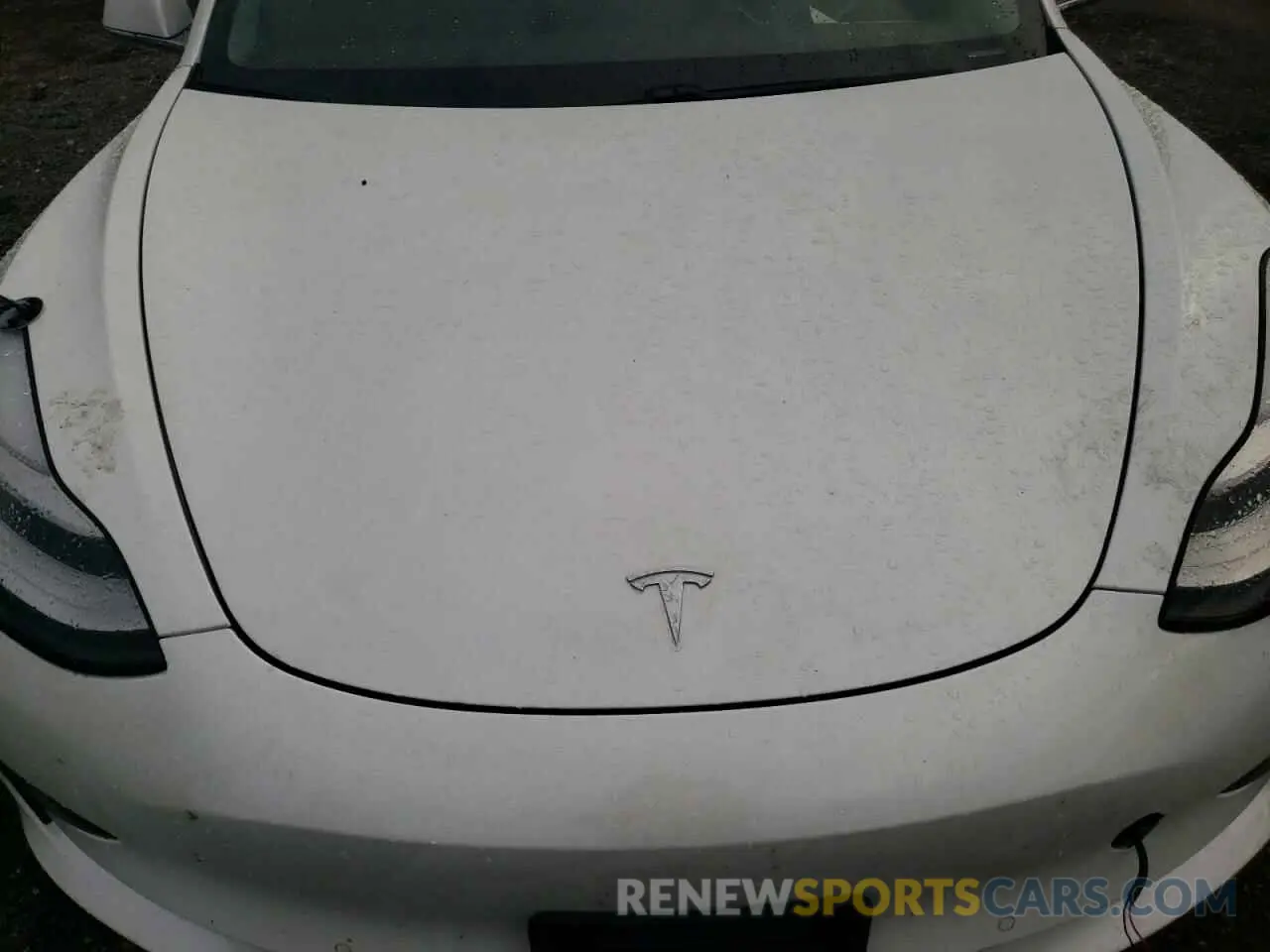 11 Photograph of a damaged car 5YJ3E1EA4LF797221 TESLA MODEL 3 2020