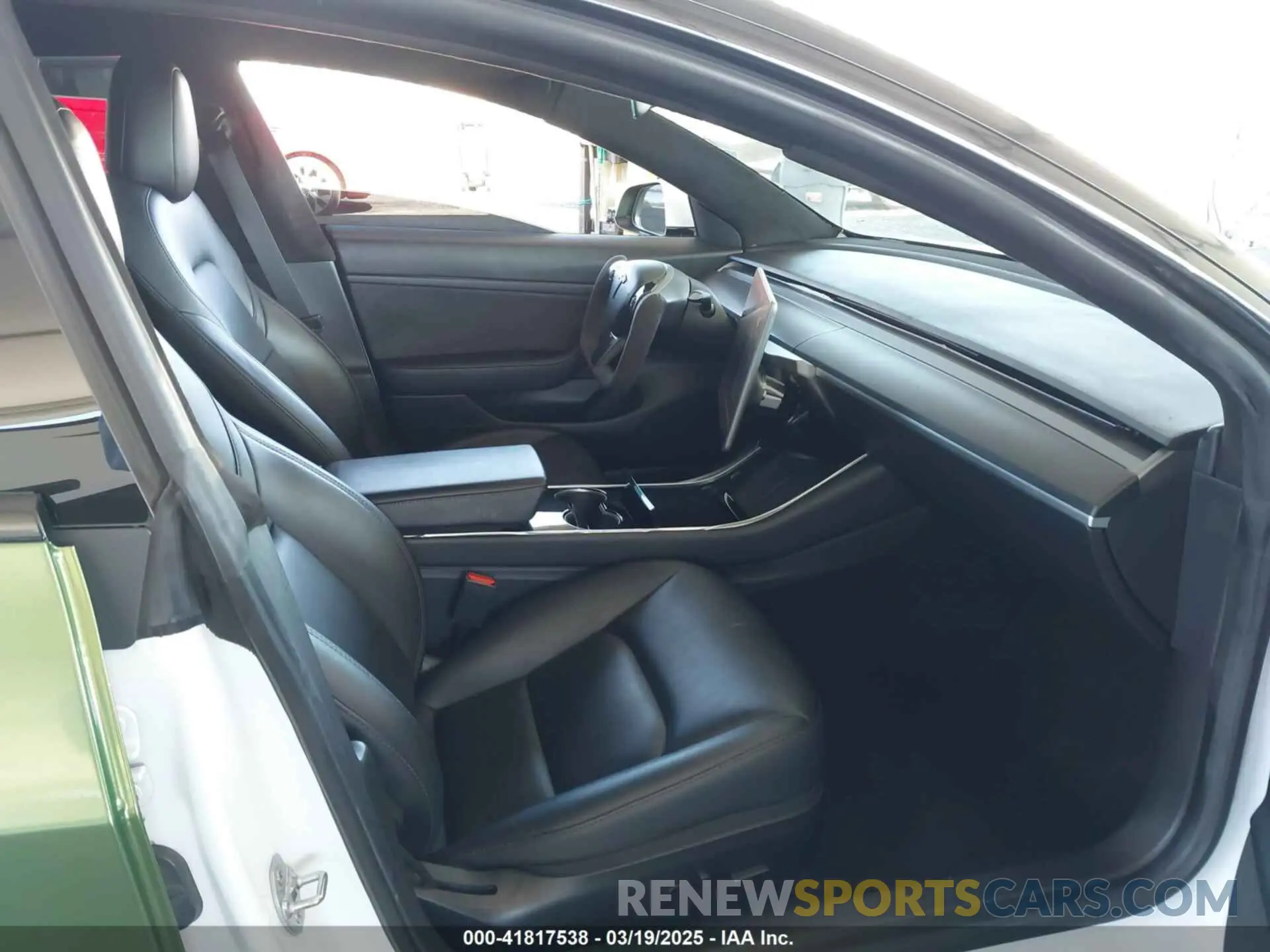 5 Photograph of a damaged car 5YJ3E1EA4LF799650 TESLA MODEL 3 2020