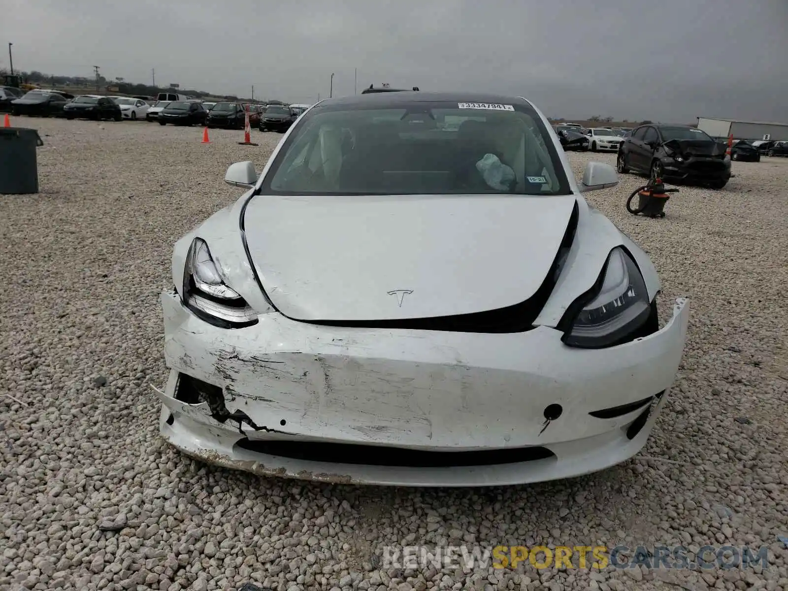 9 Photograph of a damaged car 5YJ3E1EA4LF800084 TESLA MODEL 3 2020