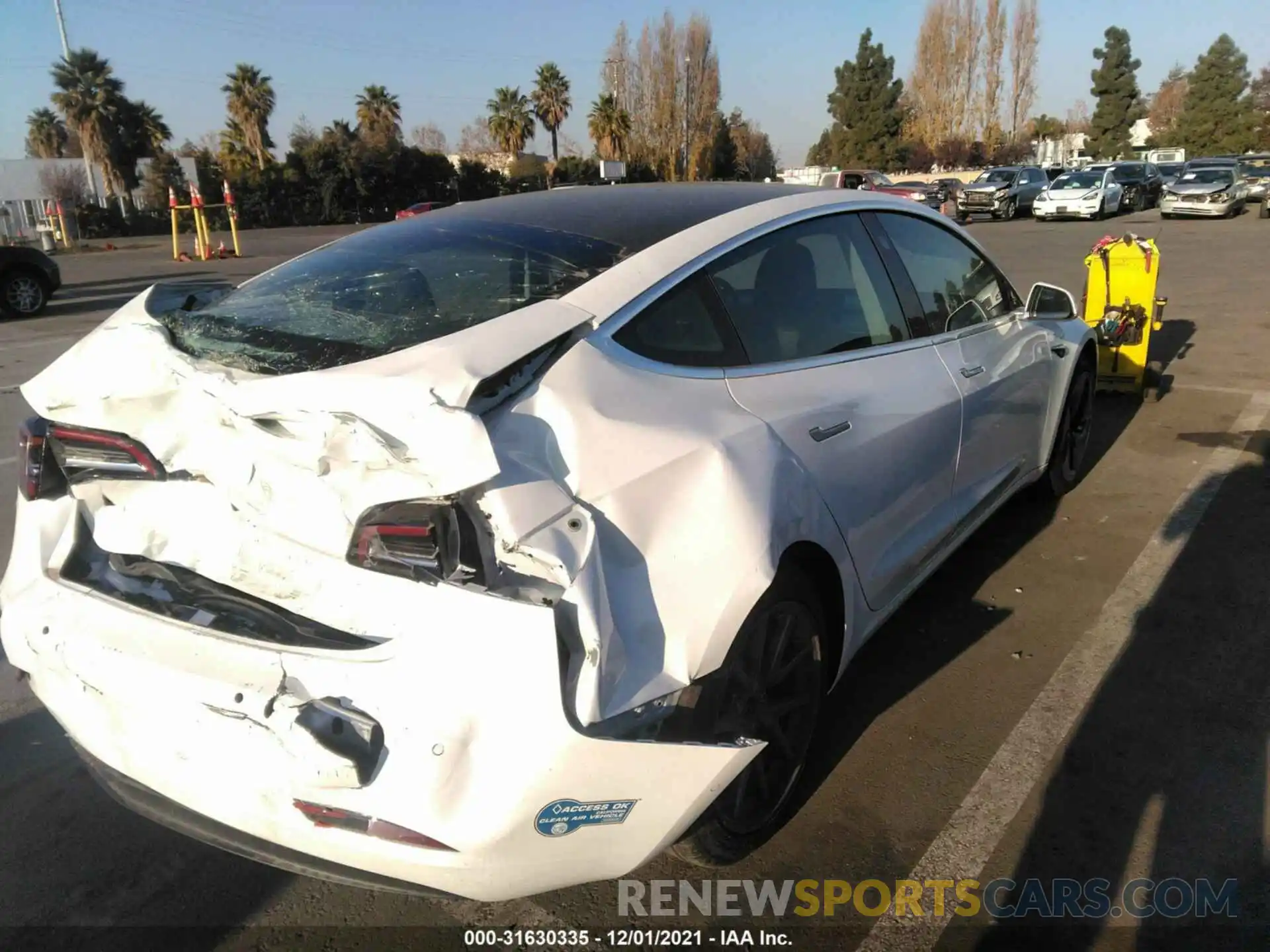 4 Photograph of a damaged car 5YJ3E1EA4LF805737 TESLA MODEL 3 2020