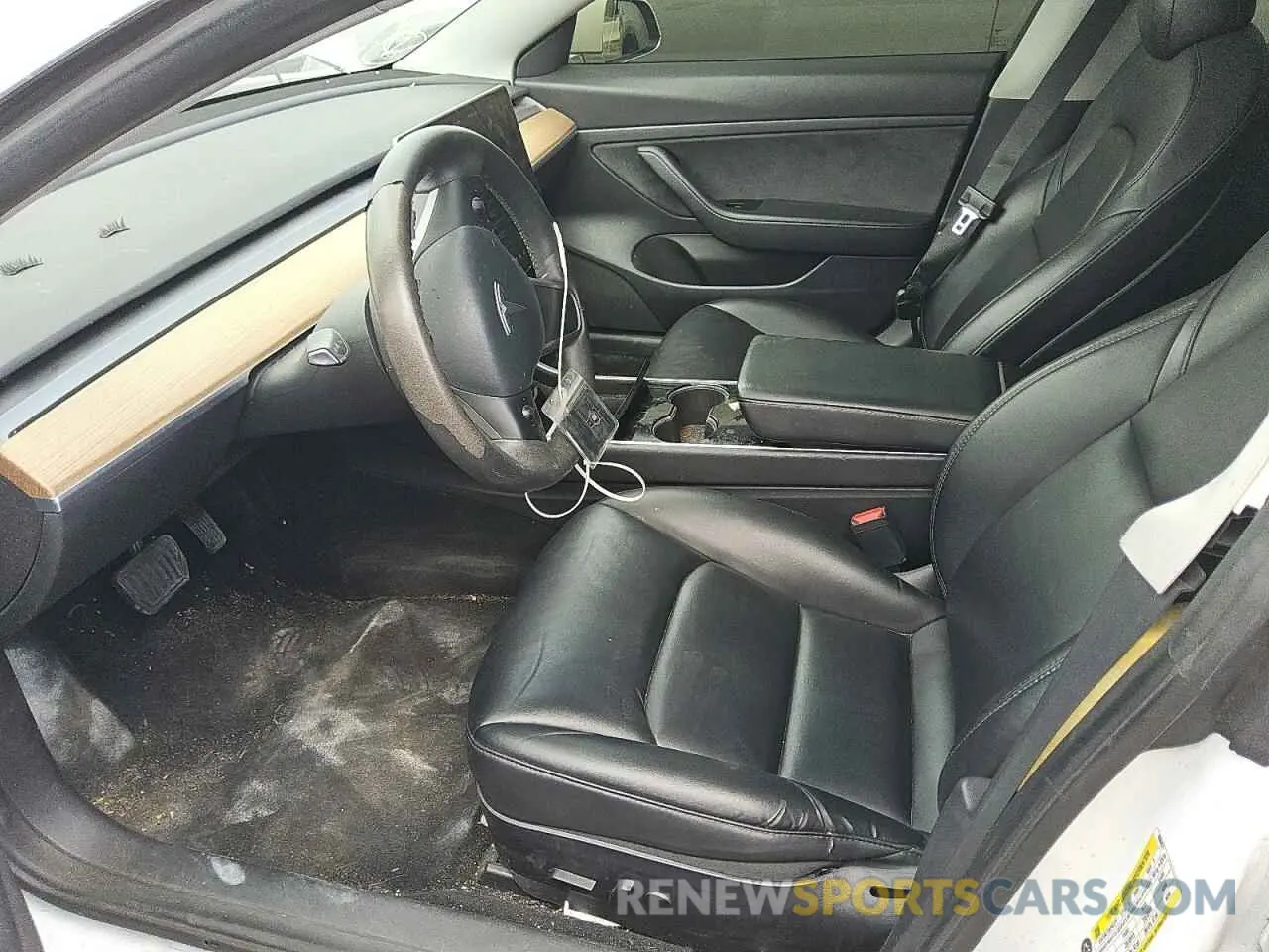 7 Photograph of a damaged car 5YJ3E1EA4LF806421 TESLA MODEL 3 2020