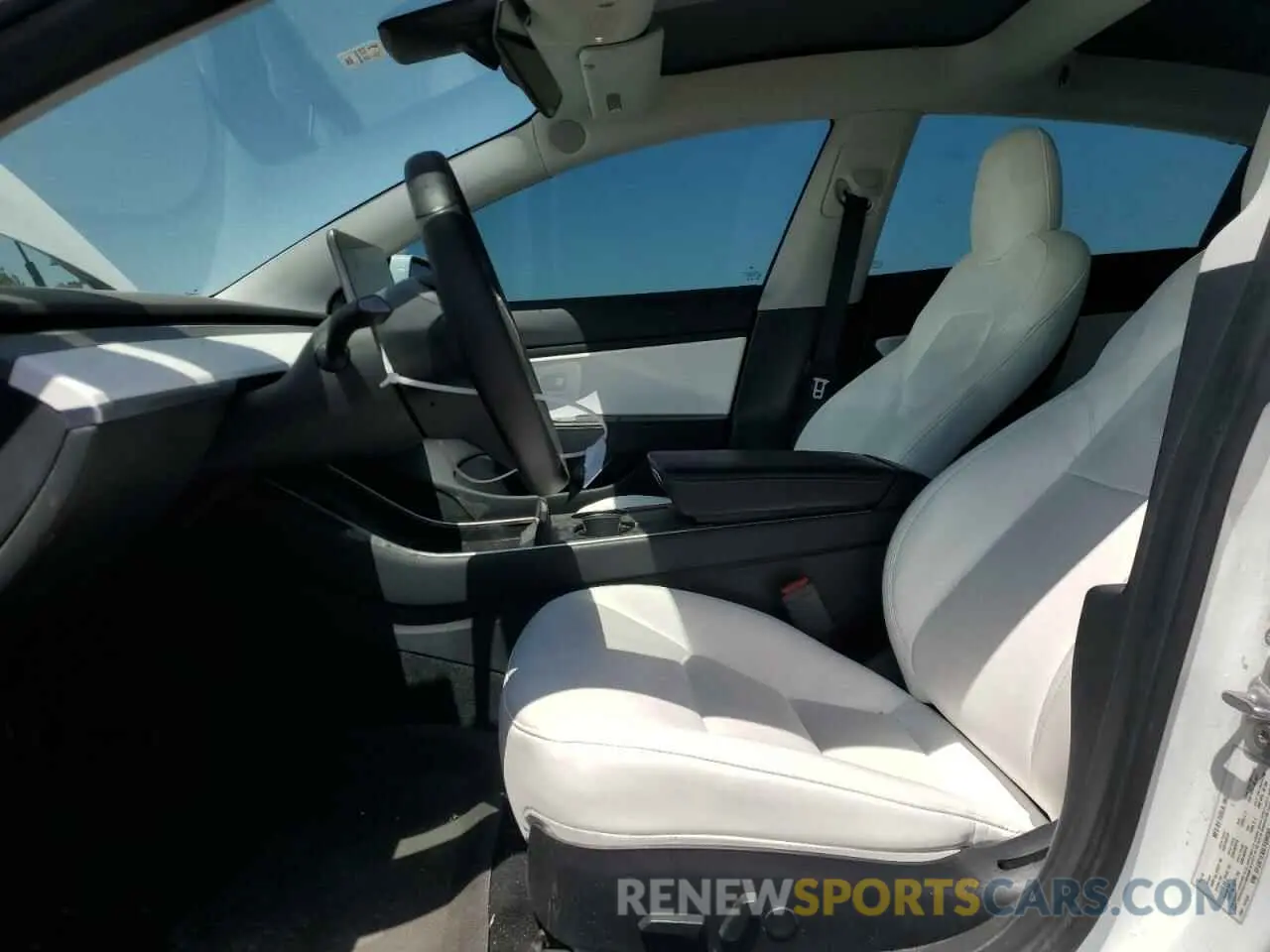 7 Photograph of a damaged car 5YJ3E1EA5LF599280 TESLA MODEL 3 2020