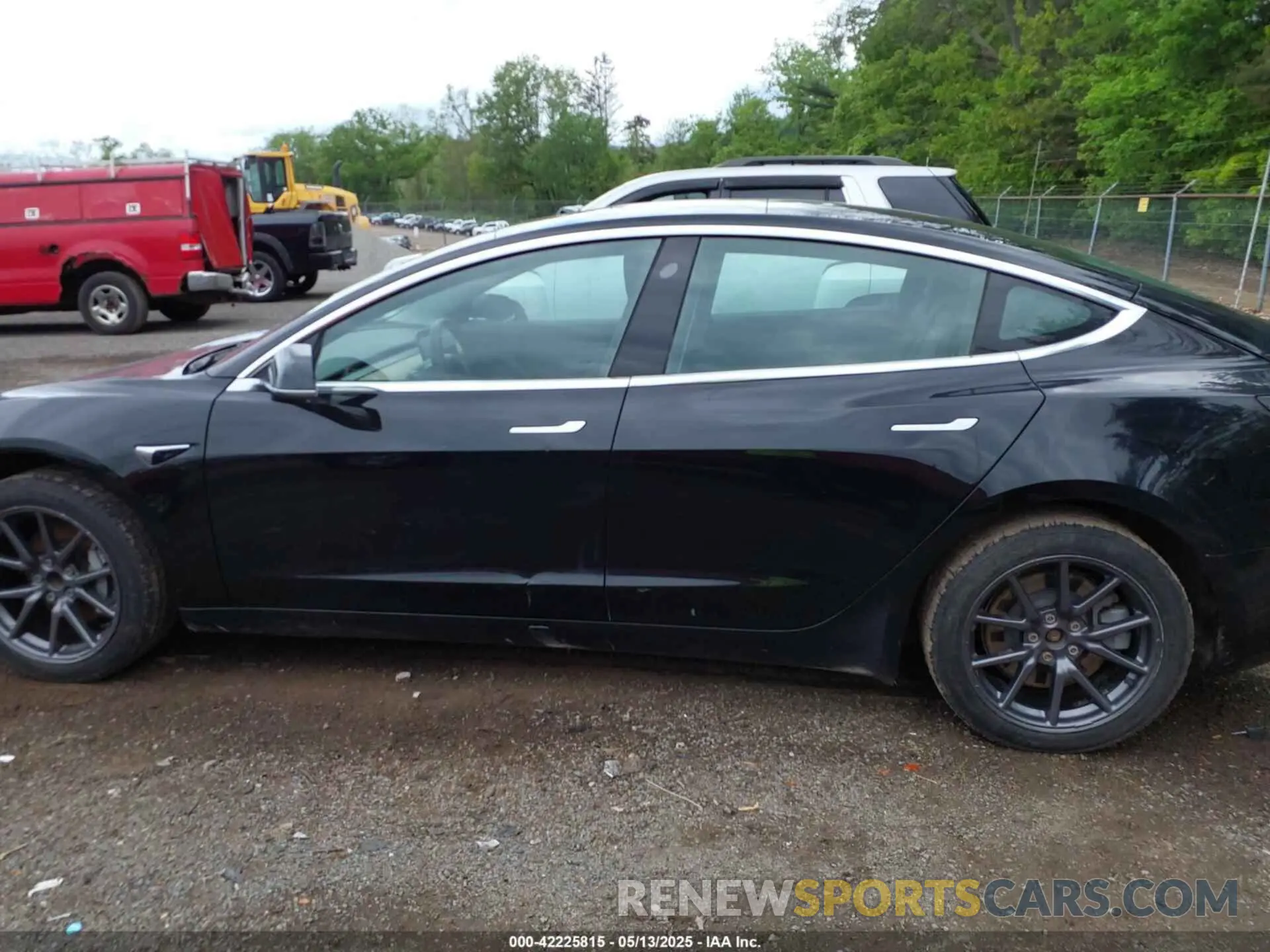 15 Photograph of a damaged car 5YJ3E1EA5LF606342 TESLA MODEL 3 2020