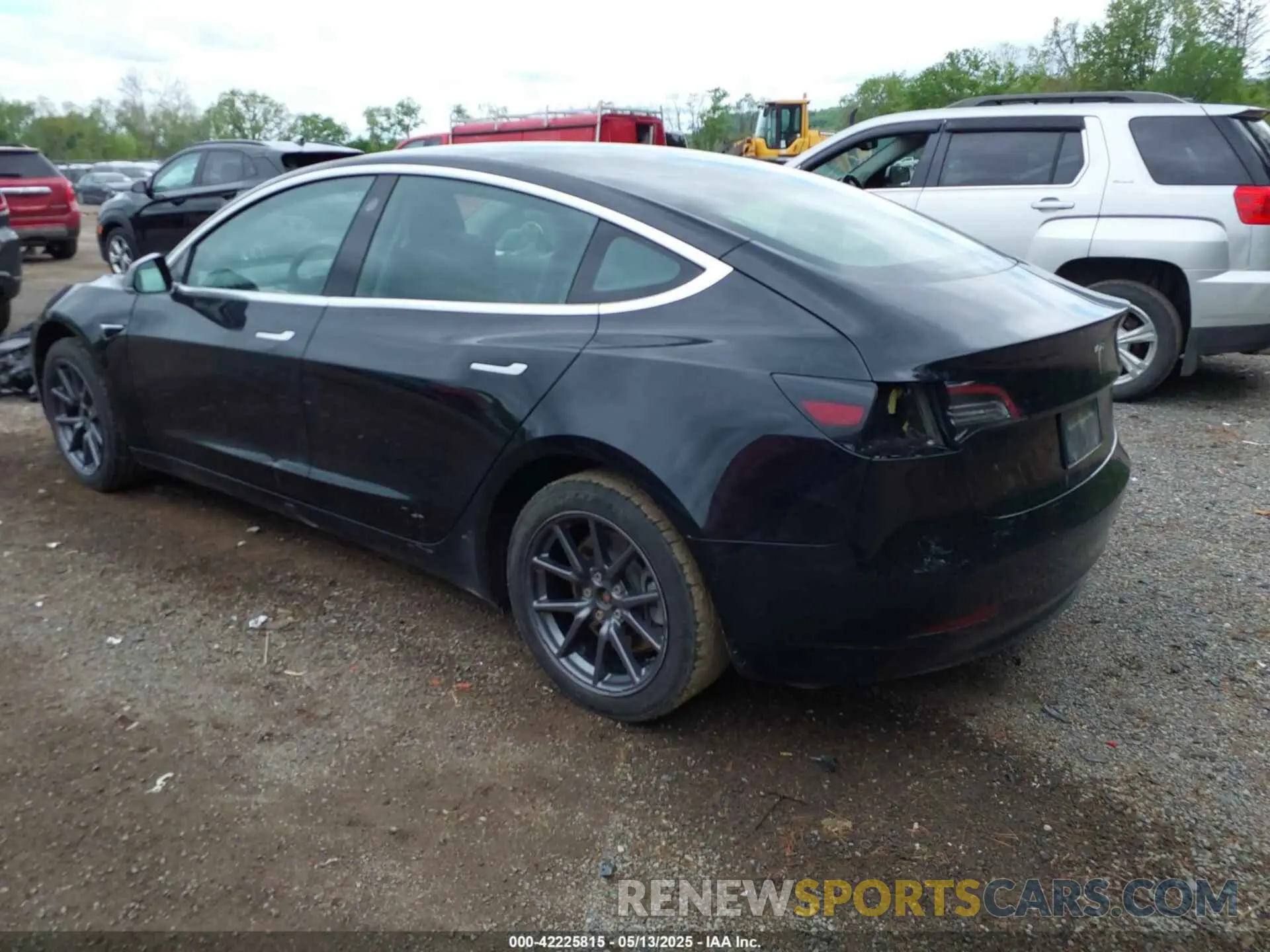 3 Photograph of a damaged car 5YJ3E1EA5LF606342 TESLA MODEL 3 2020