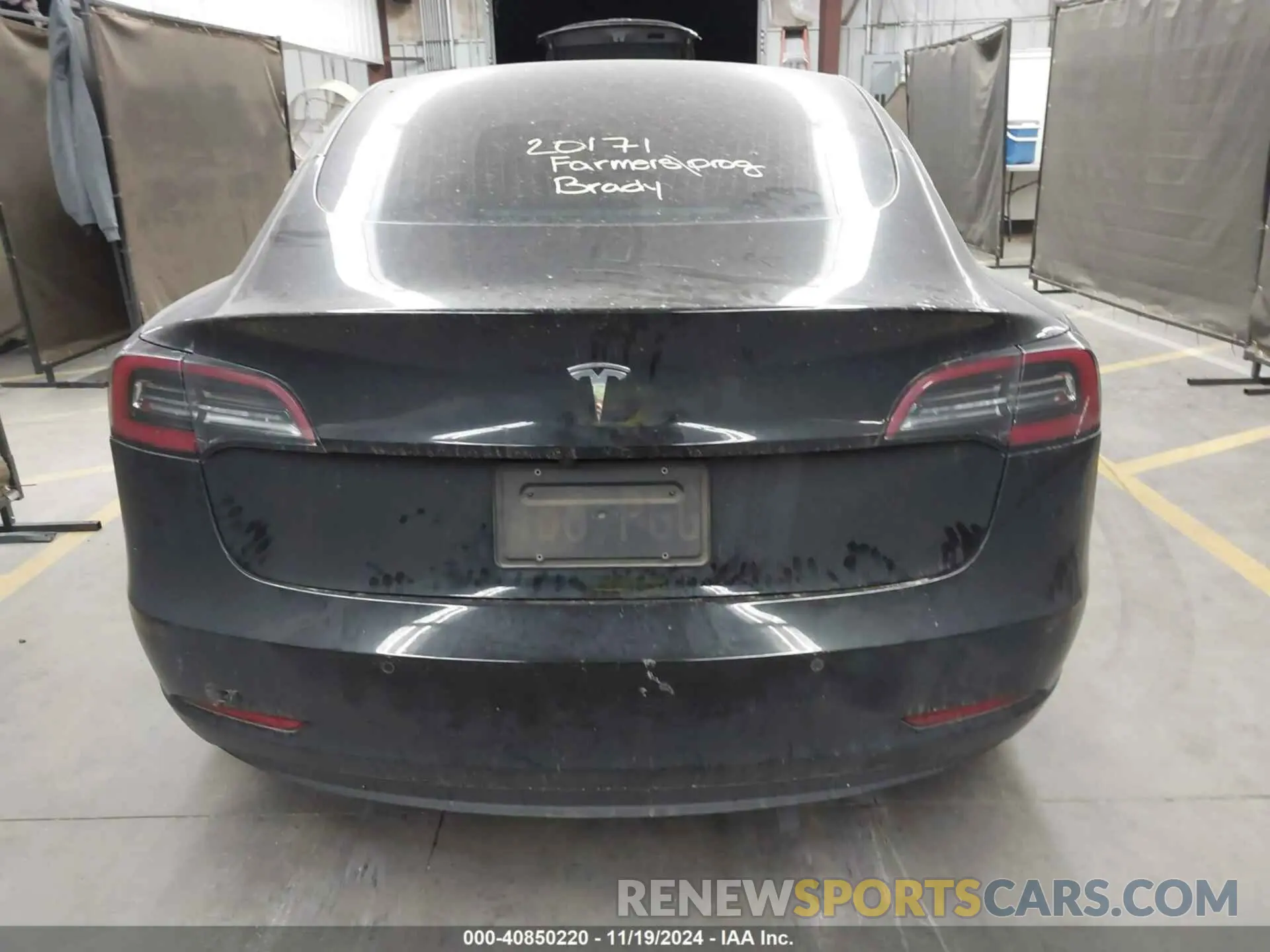 15 Photograph of a damaged car 5YJ3E1EA5LF609287 TESLA MODEL 3 2020