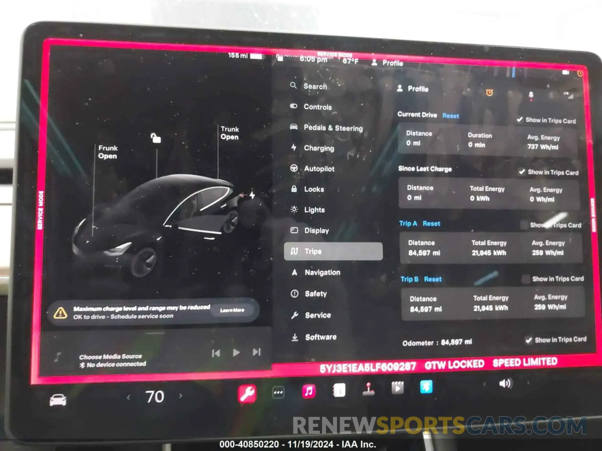 17 Photograph of a damaged car 5YJ3E1EA5LF609287 TESLA MODEL 3 2020
