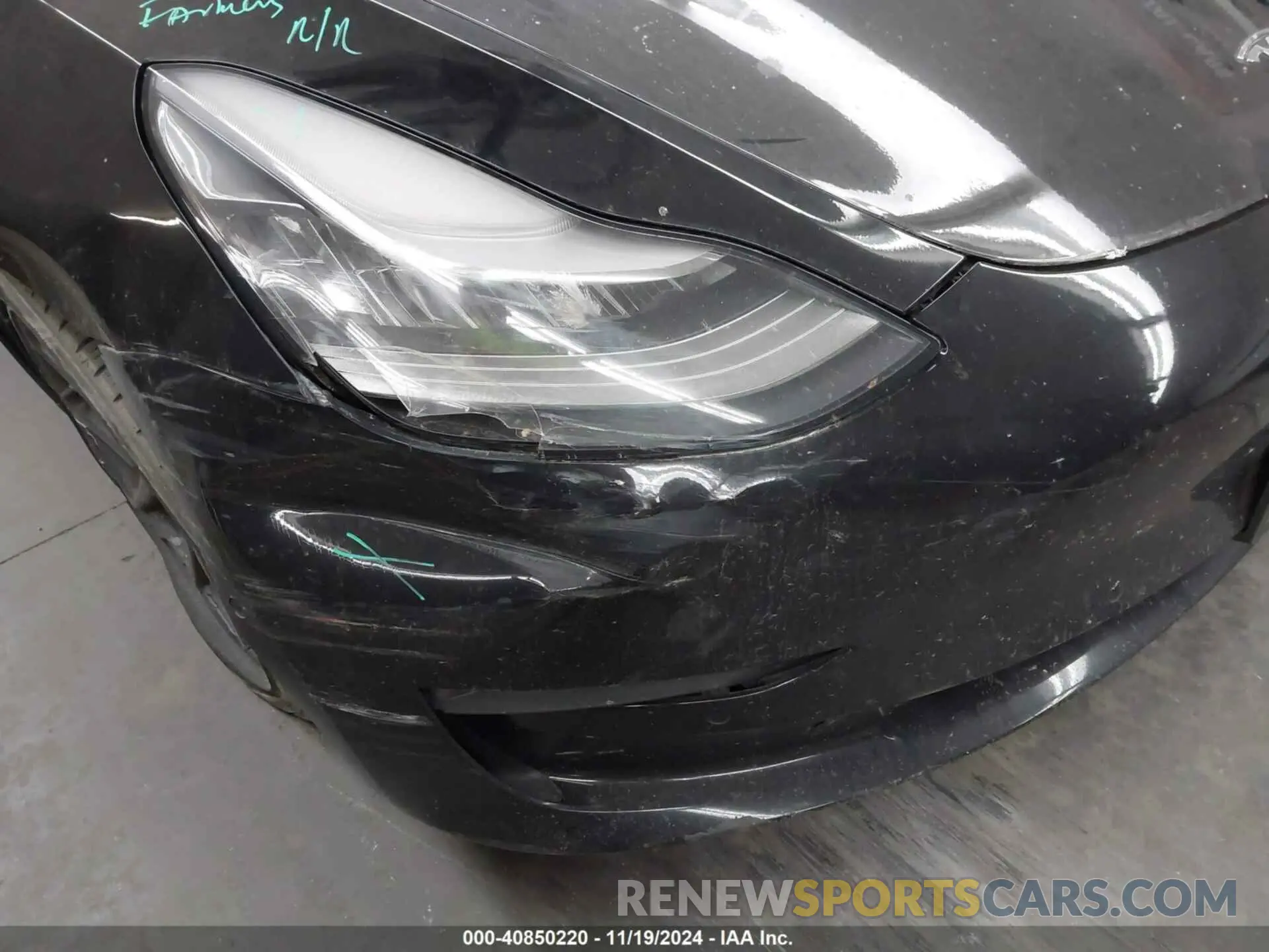 6 Photograph of a damaged car 5YJ3E1EA5LF609287 TESLA MODEL 3 2020