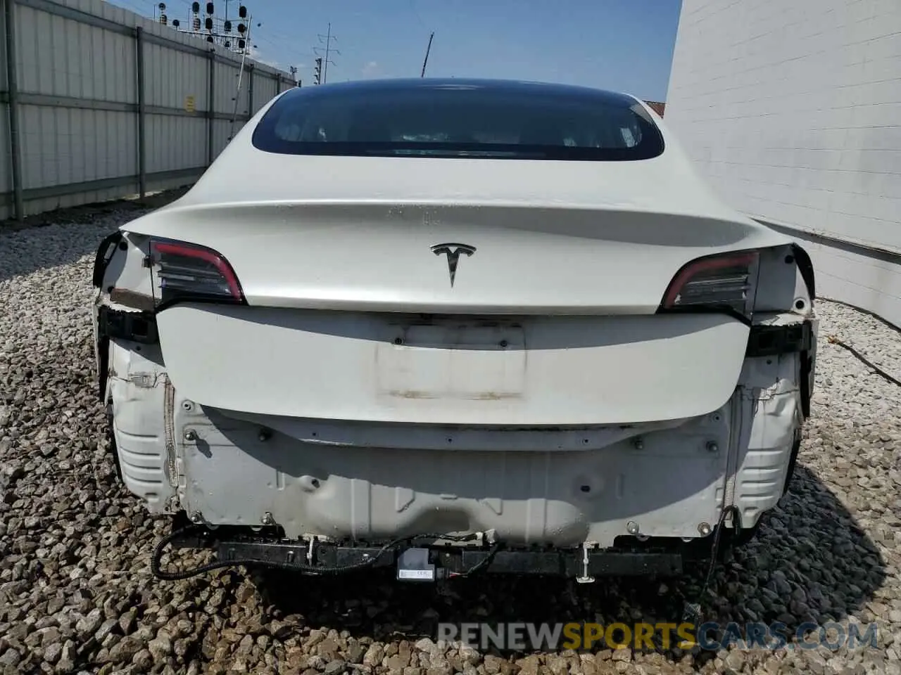 6 Photograph of a damaged car 5YJ3E1EA5LF612626 TESLA MODEL 3 2020