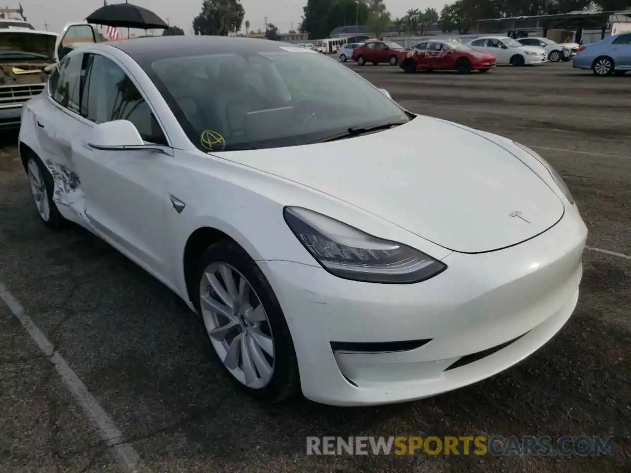 1 Photograph of a damaged car 5YJ3E1EA5LF614294 TESLA MODEL 3 2020