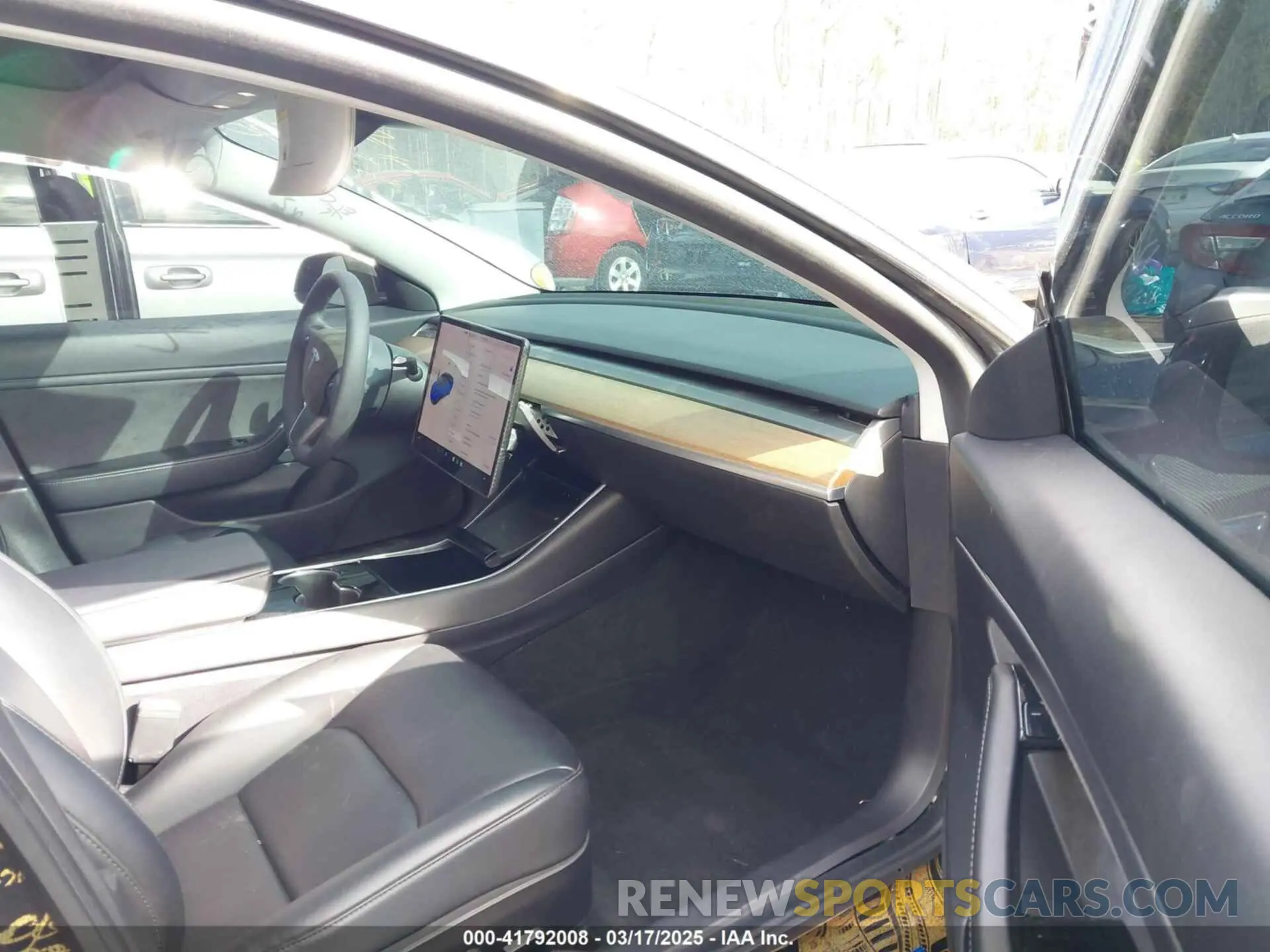 5 Photograph of a damaged car 5YJ3E1EA5LF632083 TESLA MODEL 3 2020