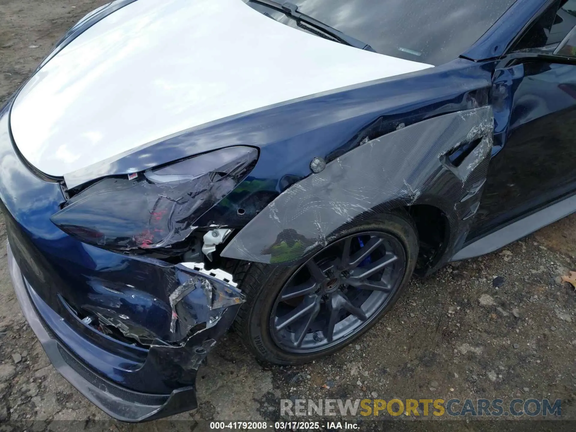 6 Photograph of a damaged car 5YJ3E1EA5LF632083 TESLA MODEL 3 2020