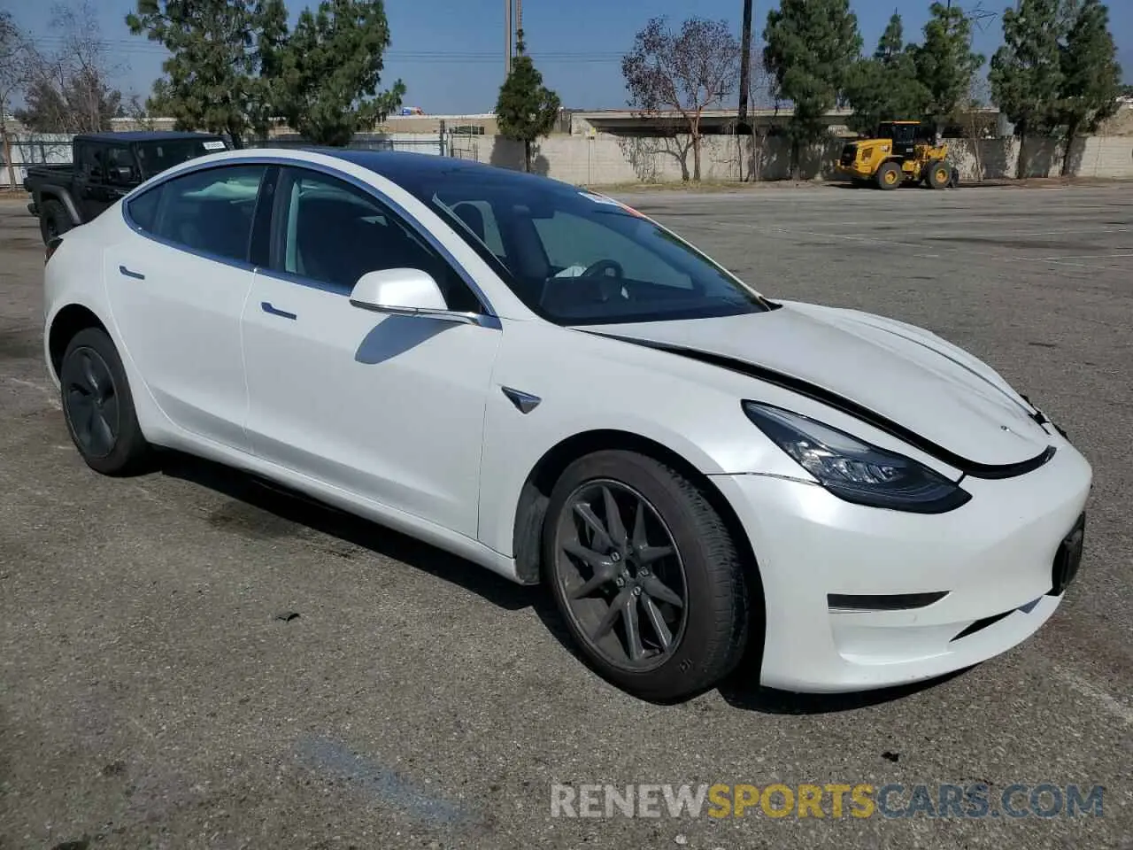 4 Photograph of a damaged car 5YJ3E1EA5LF632178 TESLA MODEL 3 2020
