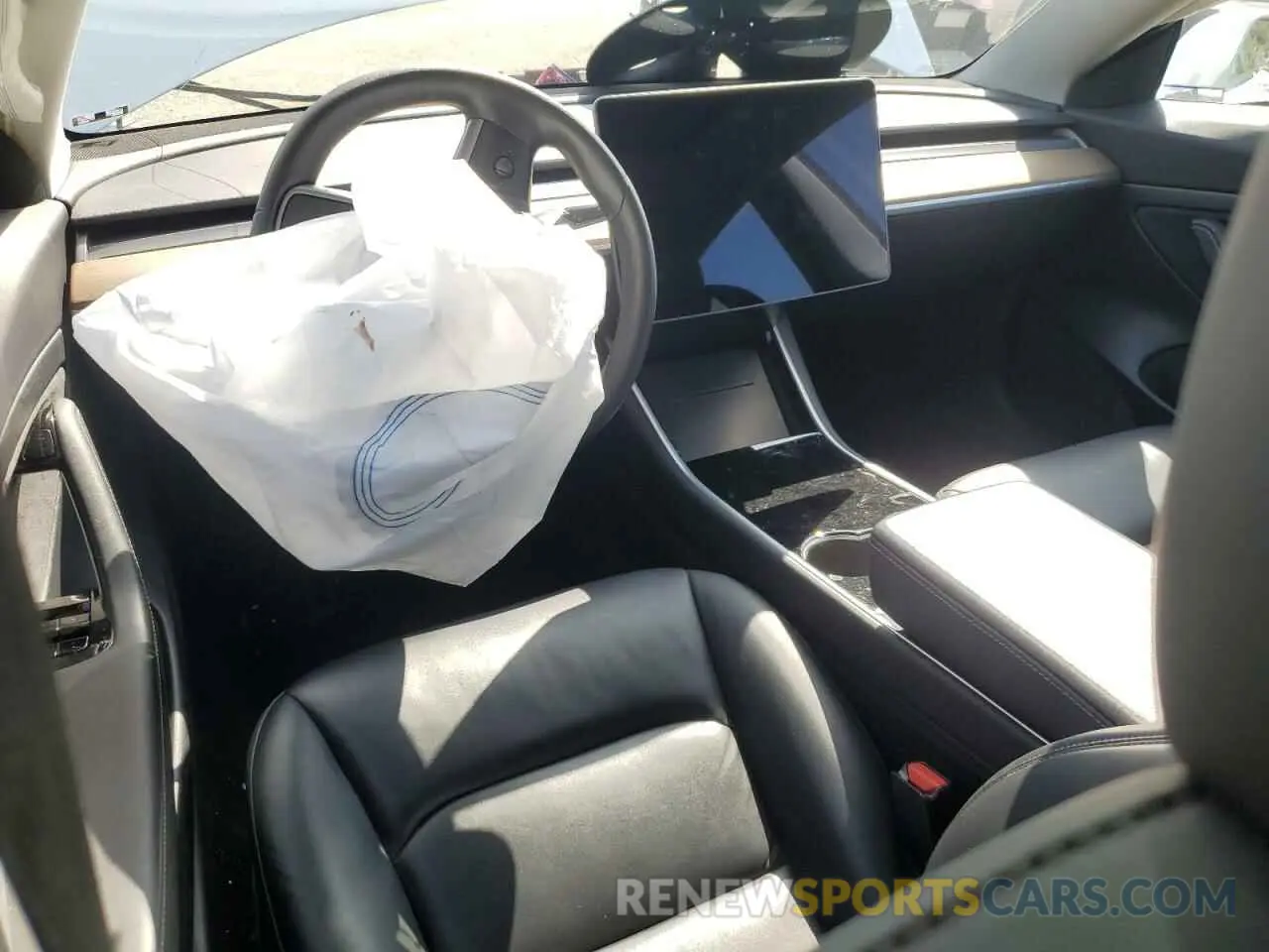 8 Photograph of a damaged car 5YJ3E1EA5LF632178 TESLA MODEL 3 2020