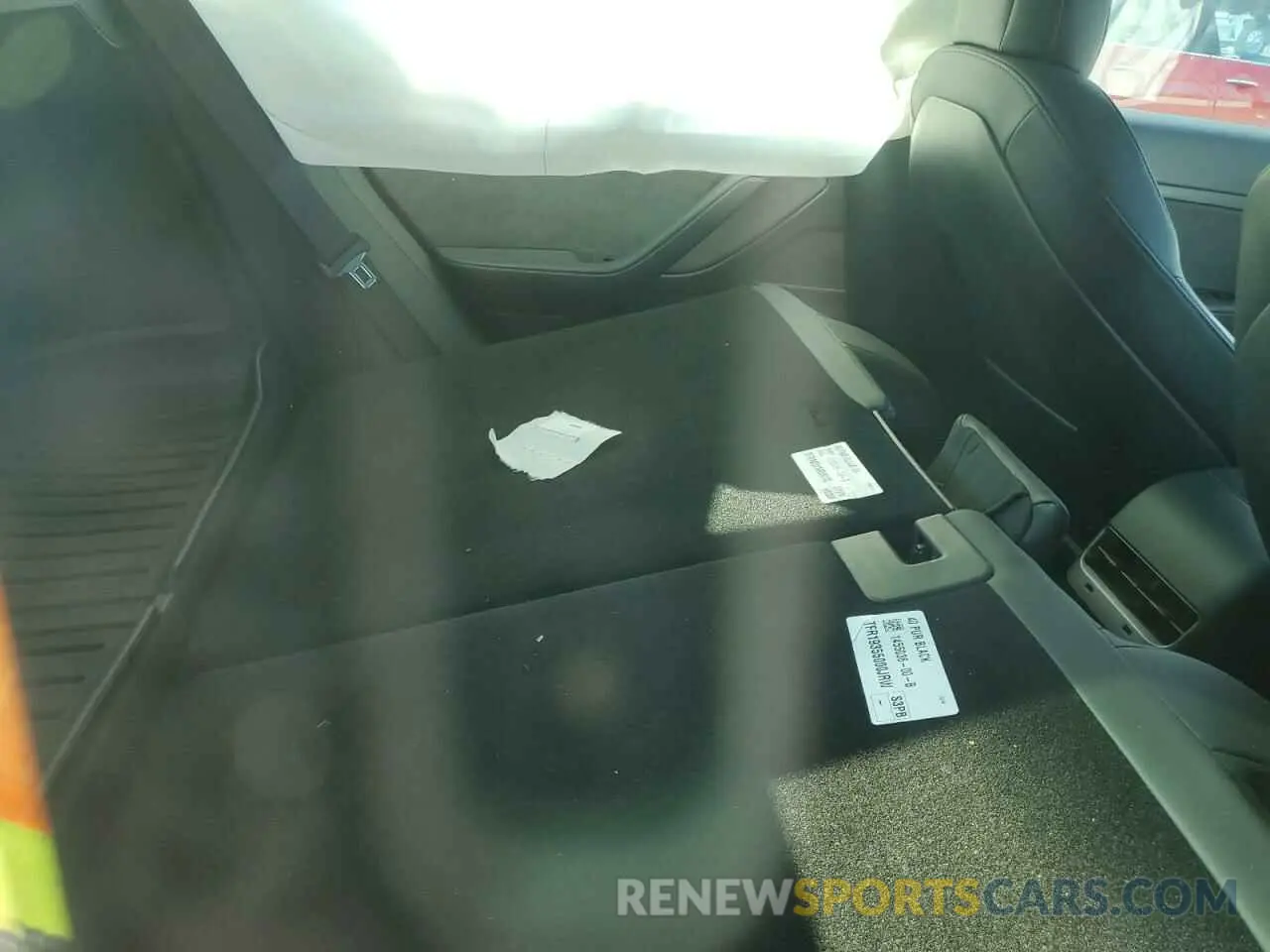 11 Photograph of a damaged car 5YJ3E1EA5LF634013 TESLA MODEL 3 2020