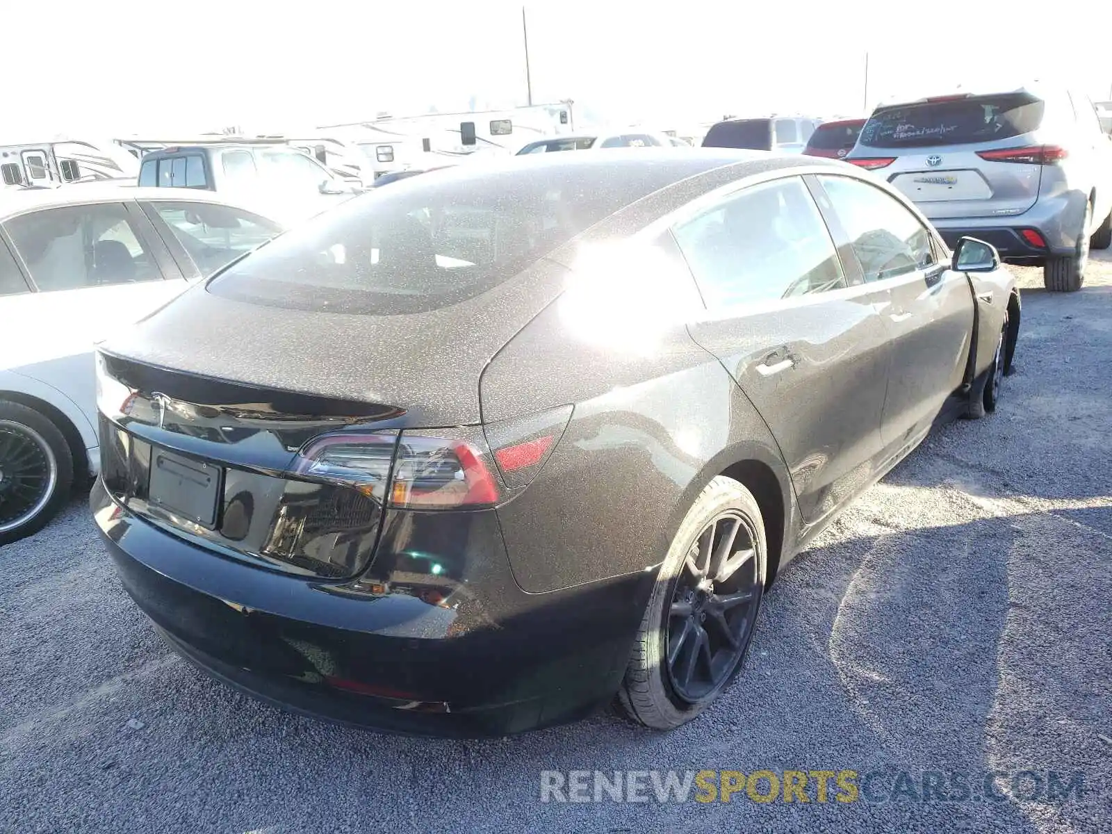 4 Photograph of a damaged car 5YJ3E1EA5LF643729 TESLA MODEL 3 2020