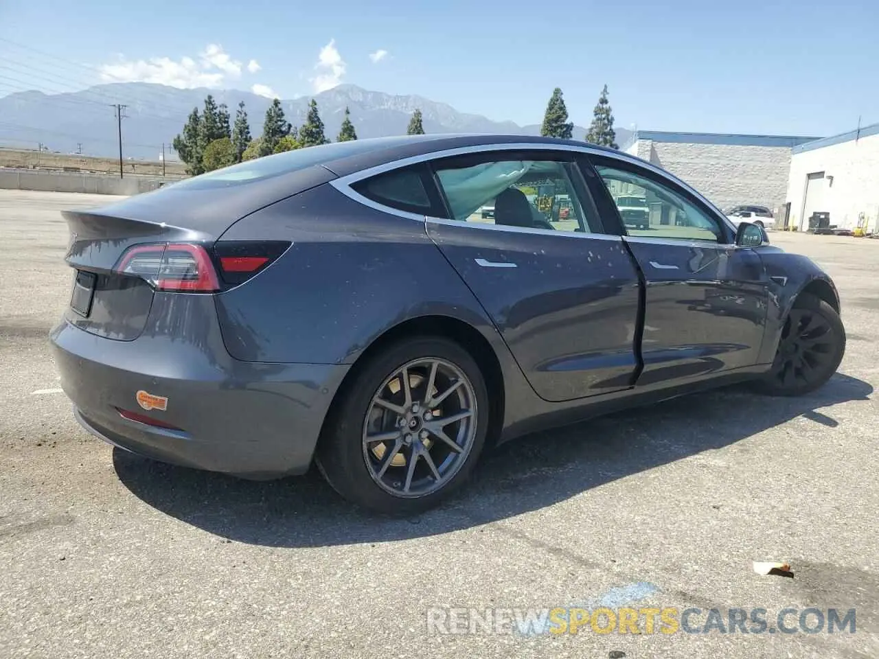 3 Photograph of a damaged car 5YJ3E1EA5LF644296 TESLA MODEL 3 2020