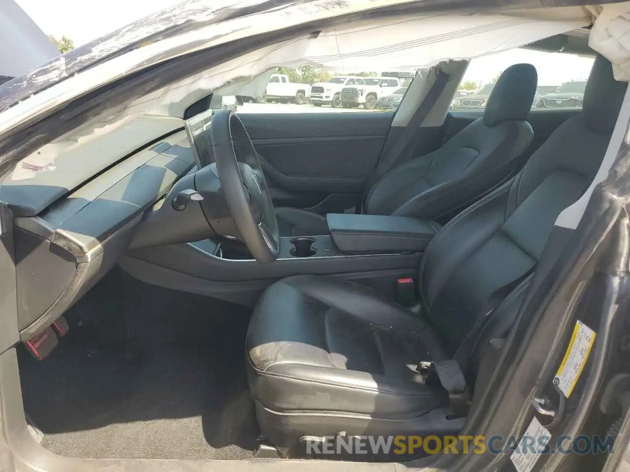 7 Photograph of a damaged car 5YJ3E1EA5LF644296 TESLA MODEL 3 2020