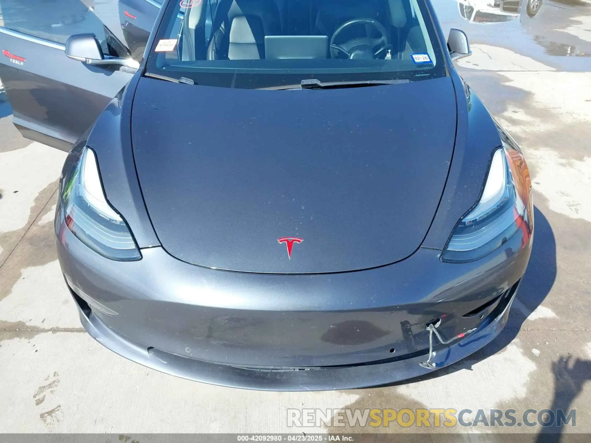 10 Photograph of a damaged car 5YJ3E1EA5LF644864 TESLA MODEL 3 2020