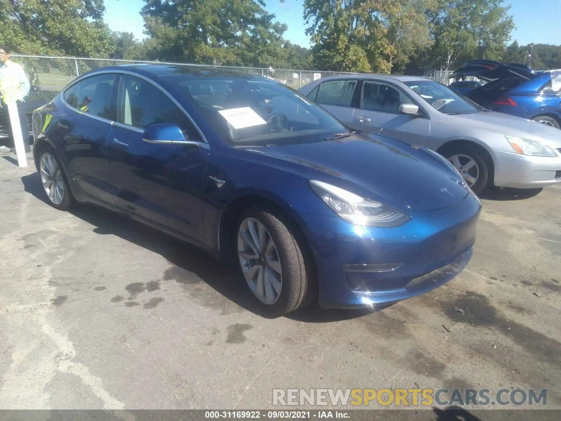 1 Photograph of a damaged car 5YJ3E1EA5LF661308 TESLA MODEL 3 2020