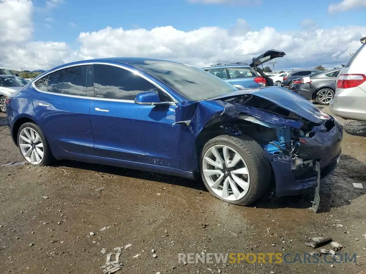 4 Photograph of a damaged car 5YJ3E1EA5LF661406 TESLA MODEL 3 2020