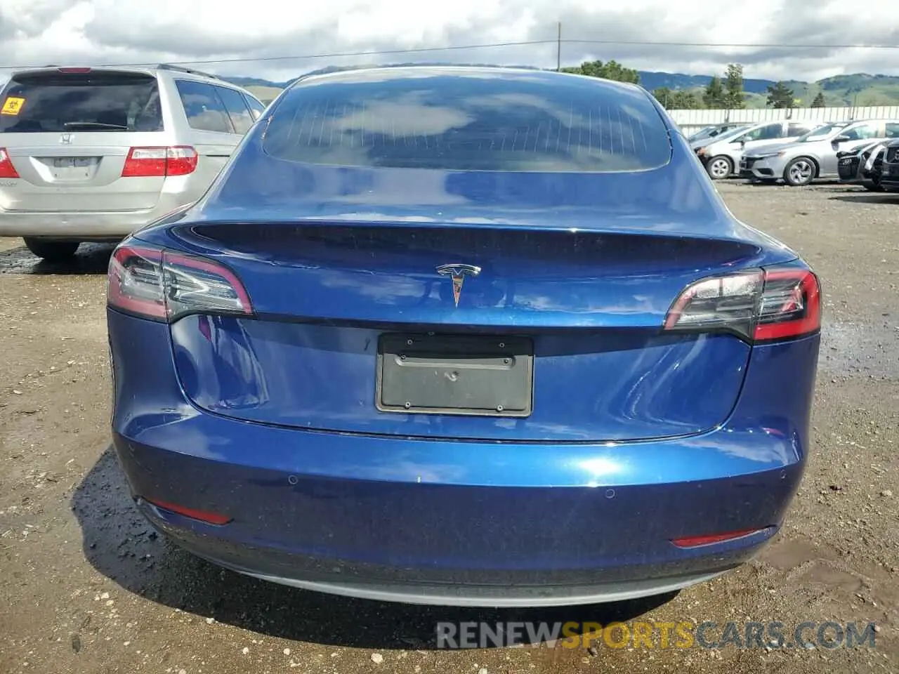 6 Photograph of a damaged car 5YJ3E1EA5LF661406 TESLA MODEL 3 2020