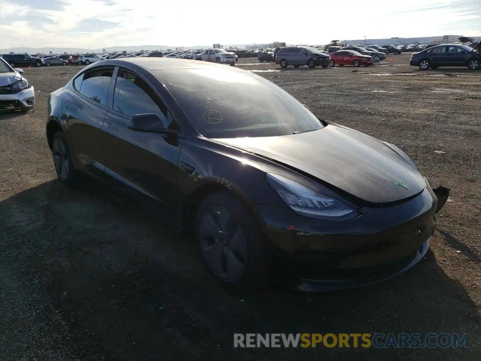 1 Photograph of a damaged car 5YJ3E1EA5LF704691 TESLA MODEL 3 2020