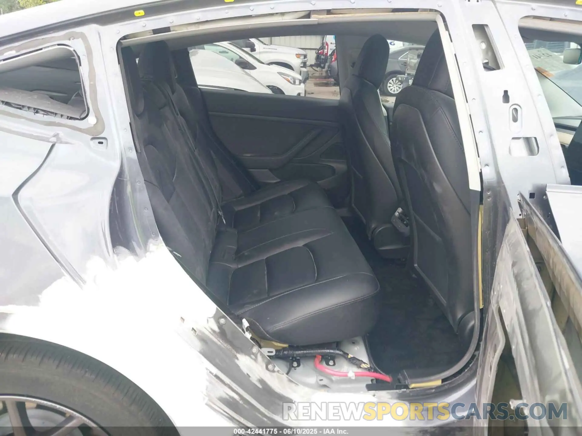8 Photograph of a damaged car 5YJ3E1EA5LF705081 TESLA MODEL 3 2020