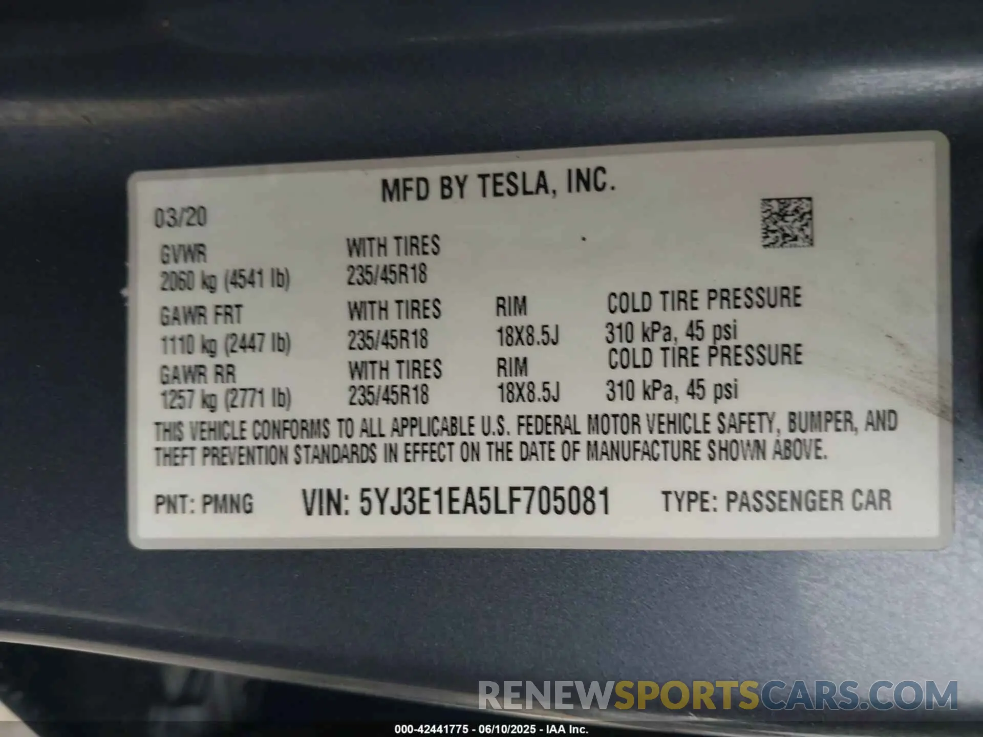 9 Photograph of a damaged car 5YJ3E1EA5LF705081 TESLA MODEL 3 2020