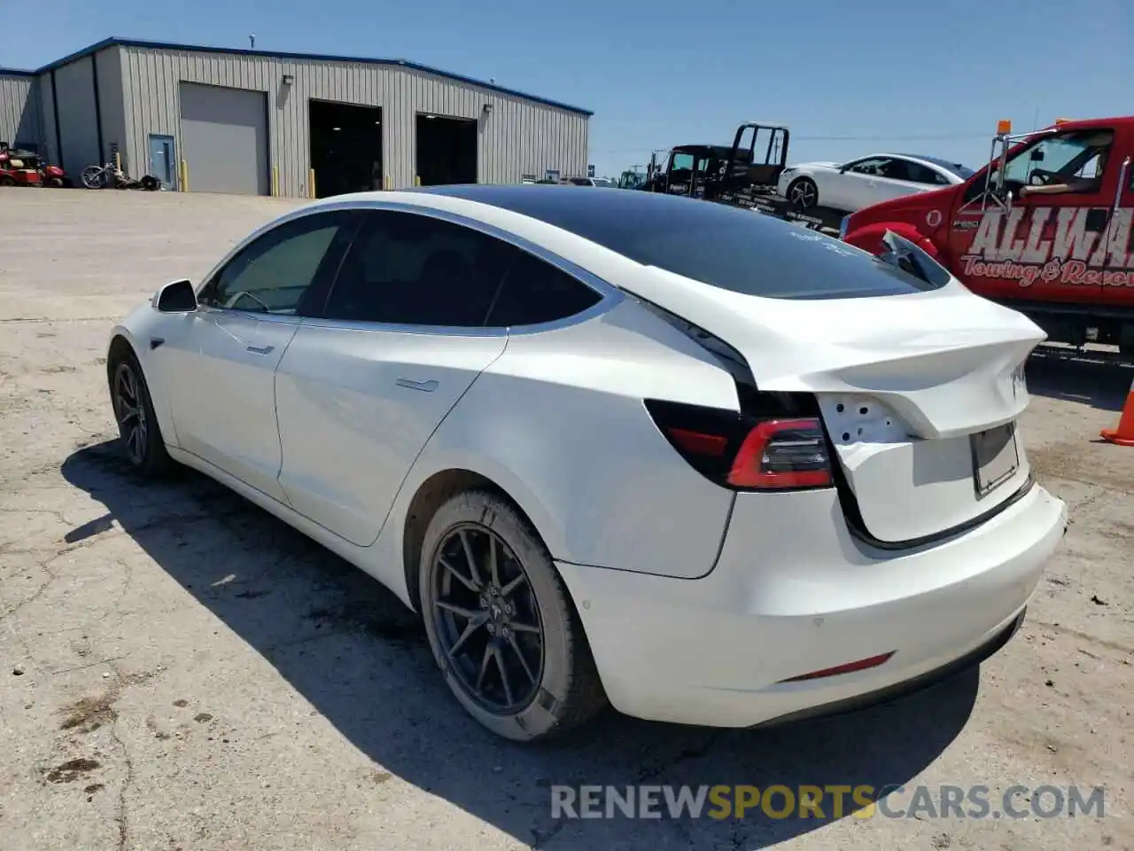 3 Photograph of a damaged car 5YJ3E1EA5LF706439 TESLA MODEL 3 2020