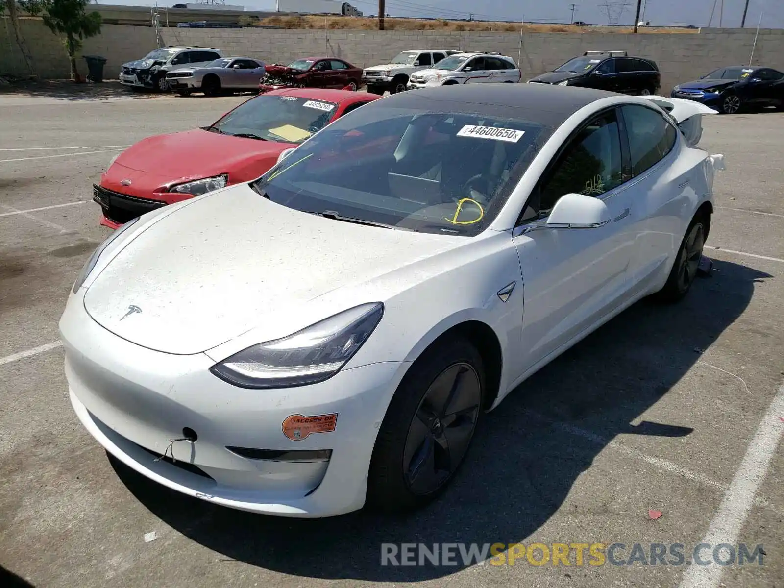 2 Photograph of a damaged car 5YJ3E1EA5LF706764 TESLA MODEL 3 2020