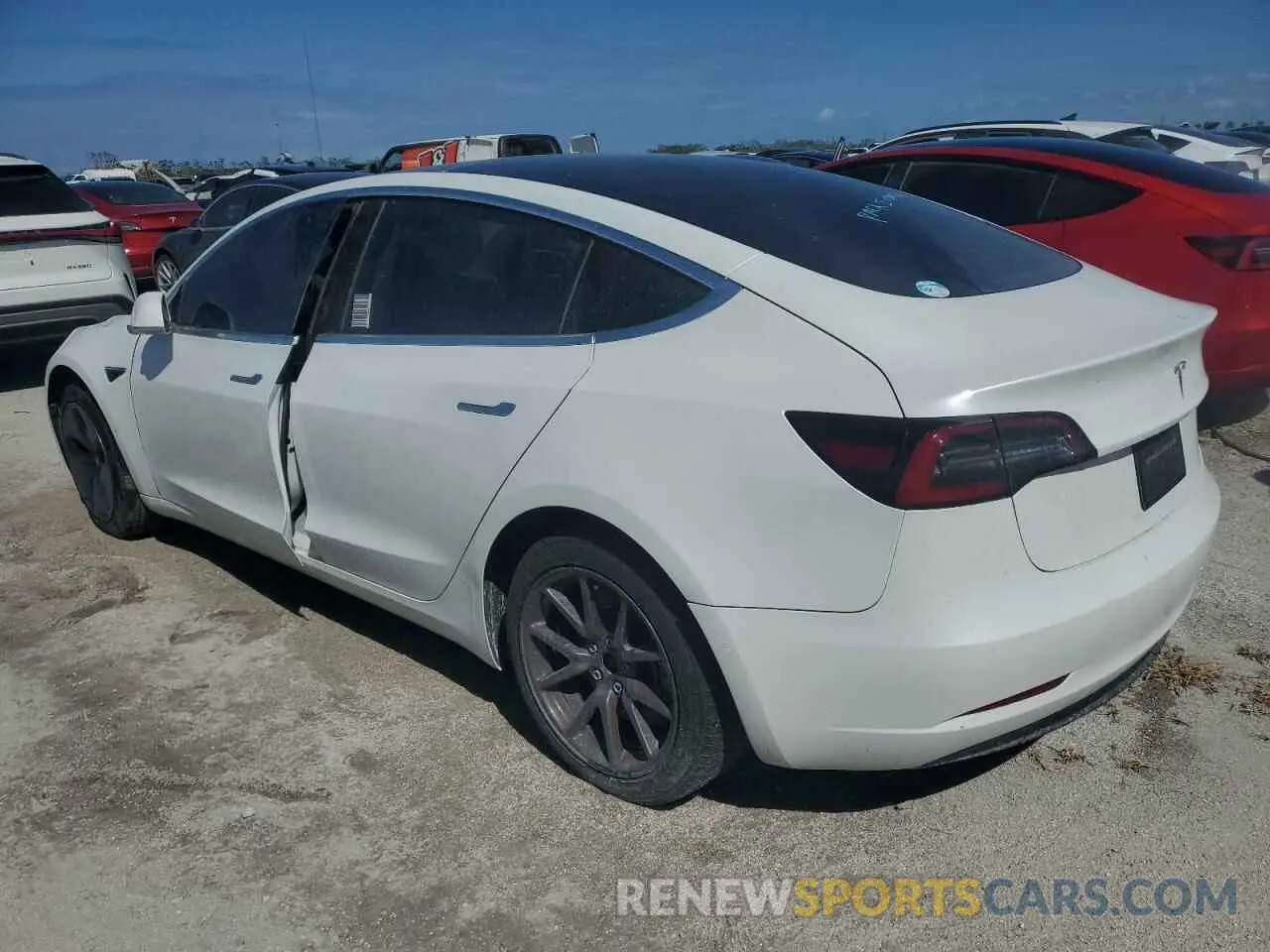 2 Photograph of a damaged car 5YJ3E1EA5LF706845 TESLA MODEL 3 2020