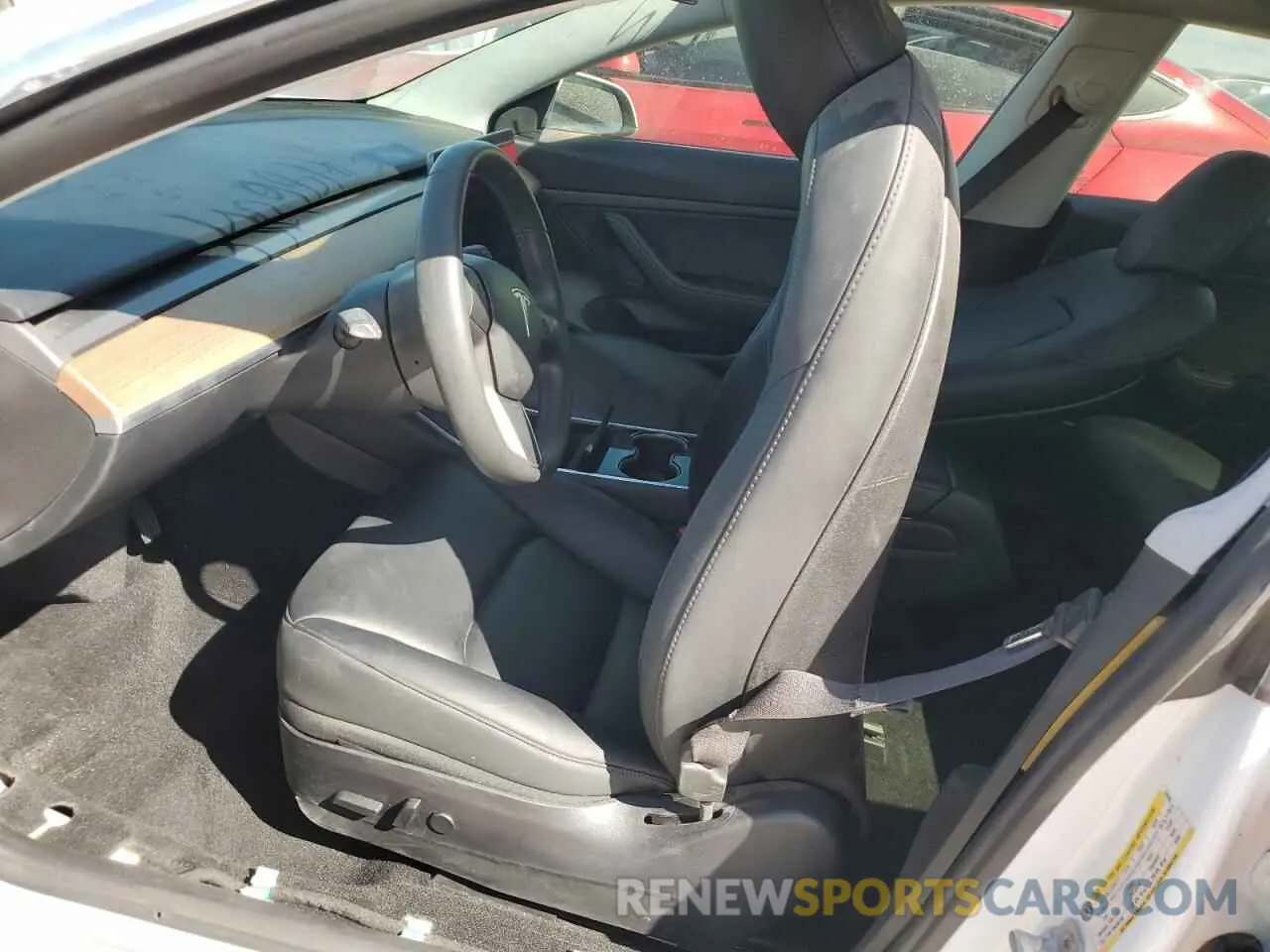 7 Photograph of a damaged car 5YJ3E1EA5LF706845 TESLA MODEL 3 2020