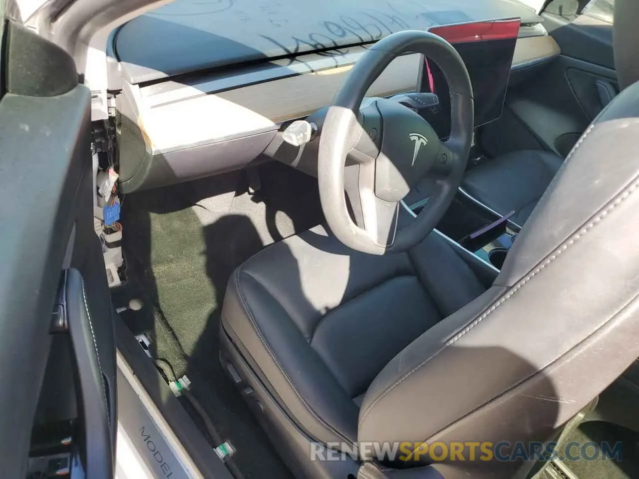 8 Photograph of a damaged car 5YJ3E1EA5LF706845 TESLA MODEL 3 2020