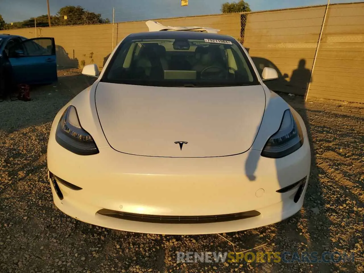 5 Photograph of a damaged car 5YJ3E1EA5LF707235 TESLA MODEL 3 2020
