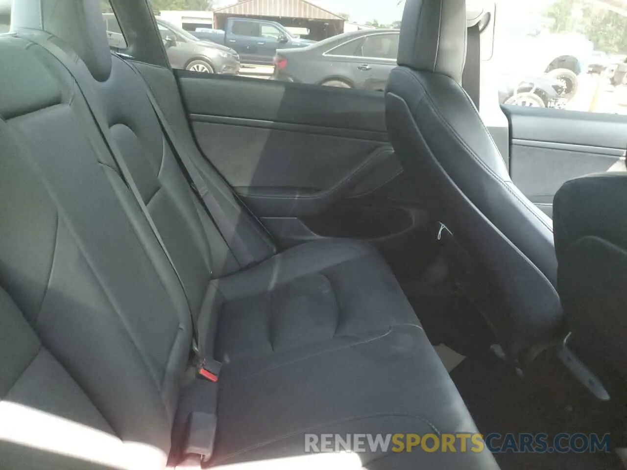 10 Photograph of a damaged car 5YJ3E1EA5LF708966 TESLA MODEL 3 2020