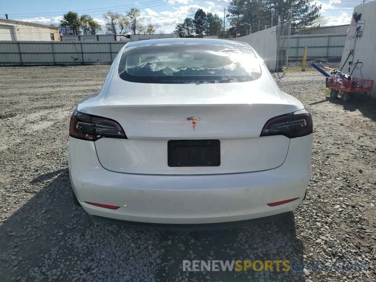 6 Photograph of a damaged car 5YJ3E1EA5LF737058 TESLA MODEL 3 2020