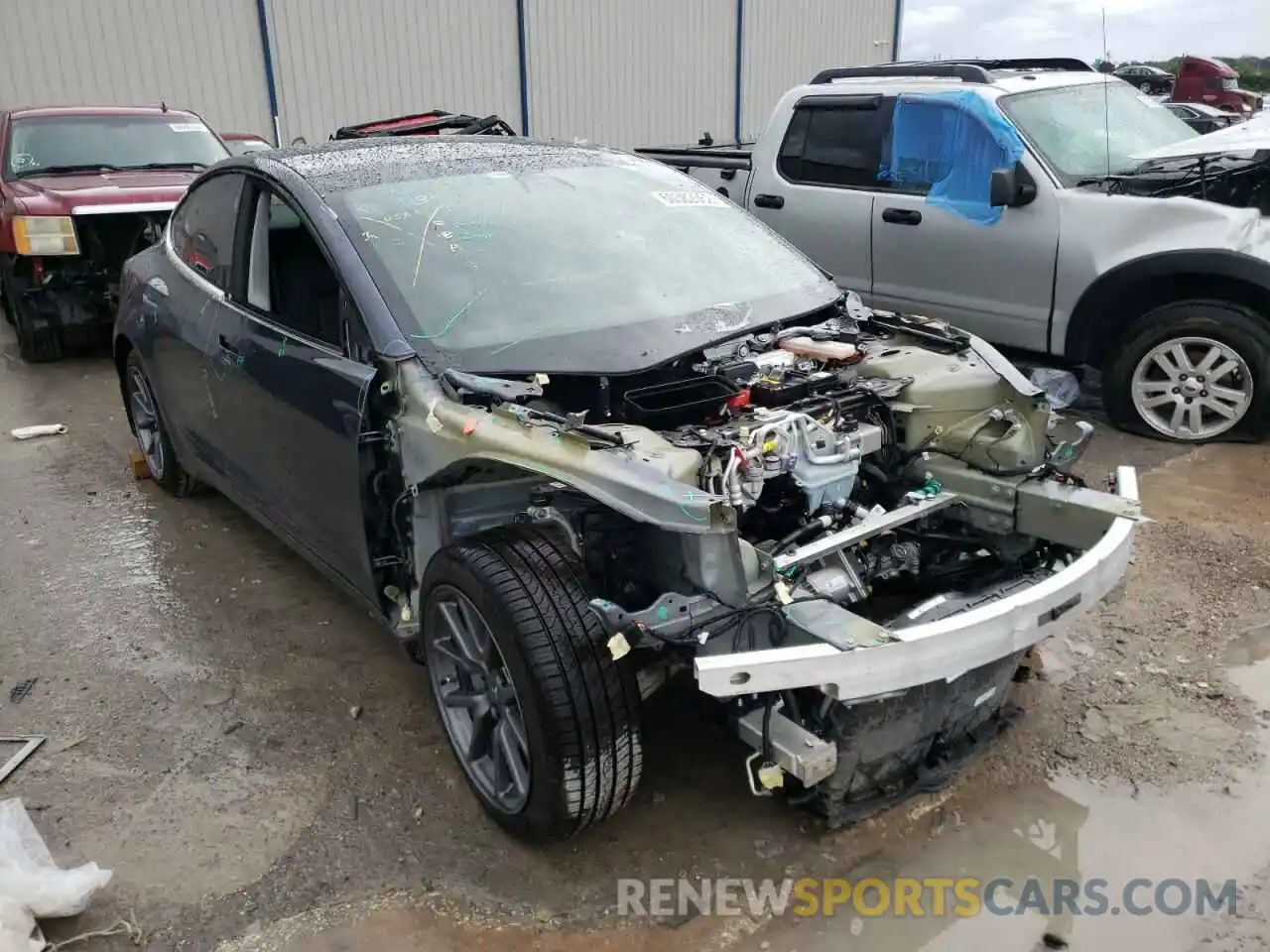 1 Photograph of a damaged car 5YJ3E1EA5LF739277 TESLA MODEL 3 2020