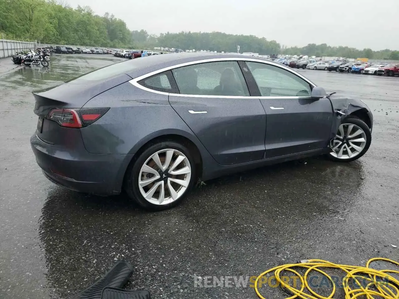 3 Photograph of a damaged car 5YJ3E1EA5LF740722 TESLA MODEL 3 2020