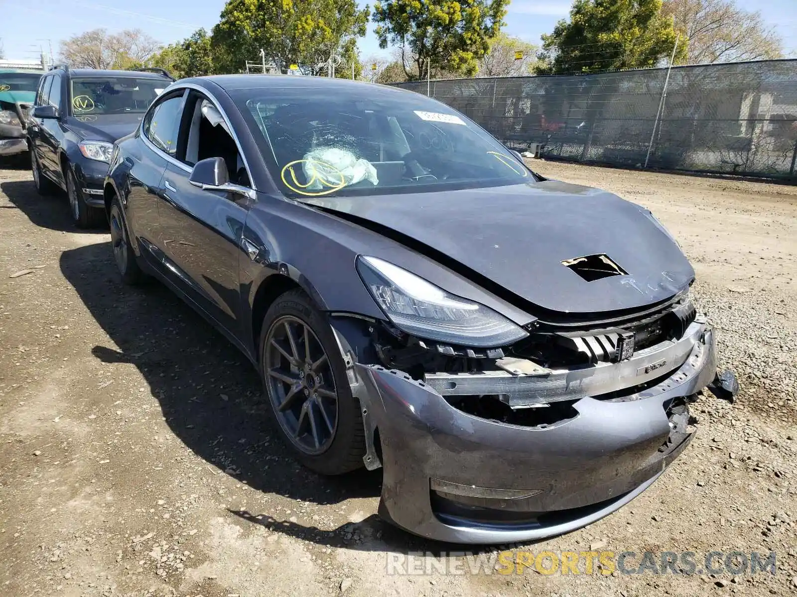 1 Photograph of a damaged car 5YJ3E1EA5LF743426 TESLA MODEL 3 2020