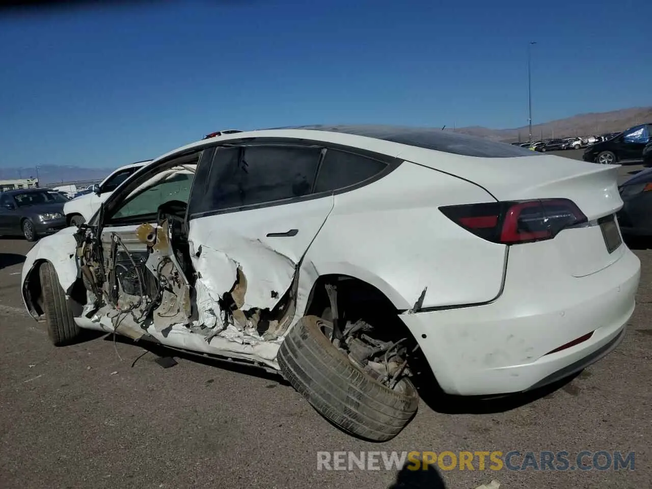 2 Photograph of a damaged car 5YJ3E1EA5LF745256 TESLA MODEL 3 2020